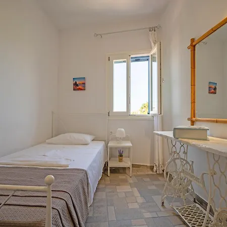 Molos Sea View House - Paros Greece