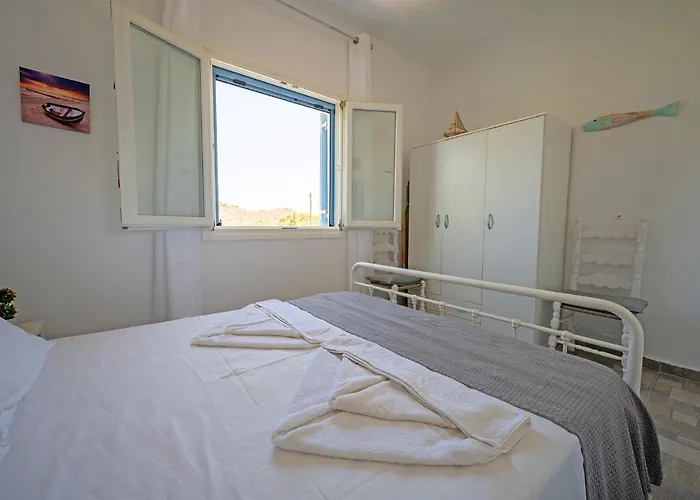 Nyaraló Molos Sea View House - Paros Greece